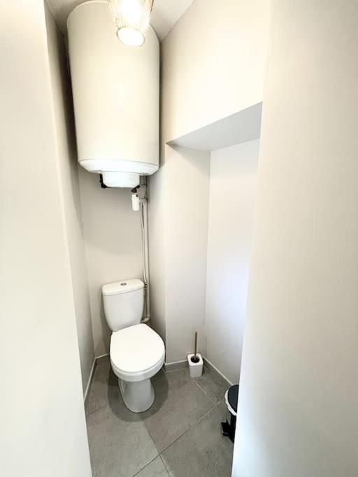 Studio Bien Equipe A 2 Pas De La Gare Beziers Luaran gambar
